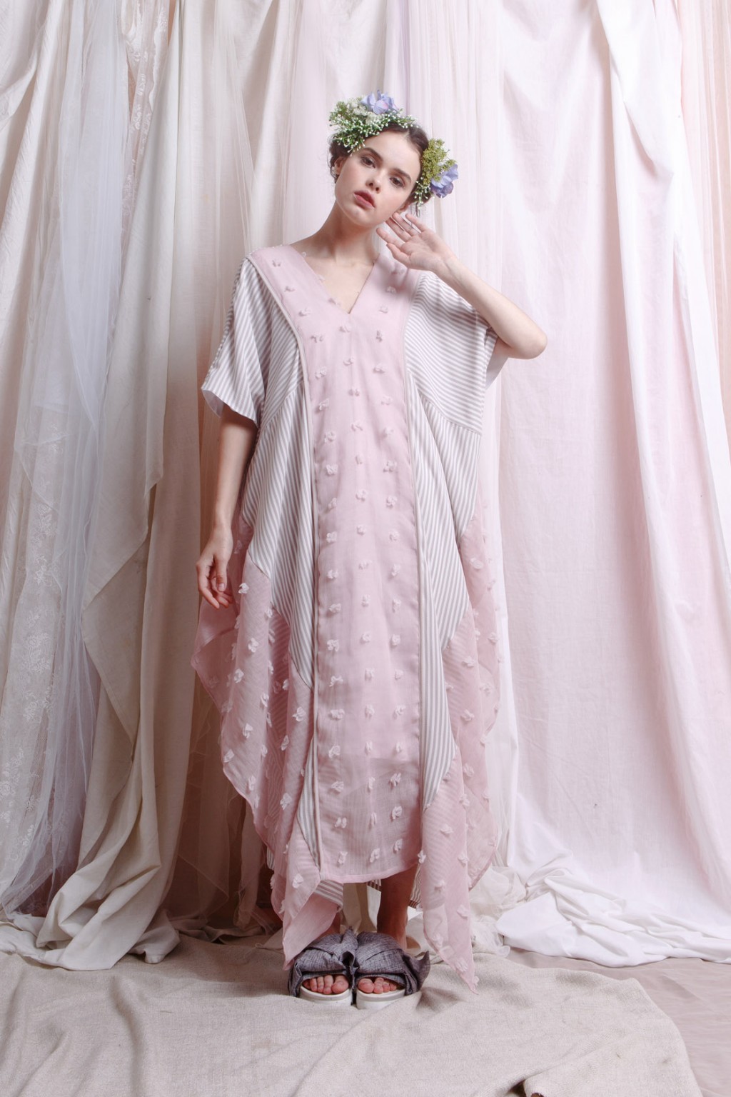 CHRISSY DRESS CREAM / PINK